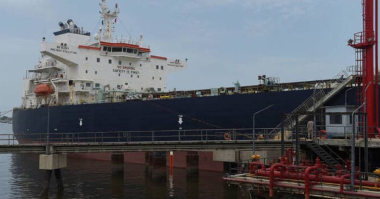 Pakistan importing oil via Red Sea route