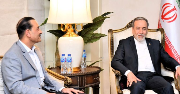 Araqchi, Asim Munir hold key talks on regional tensions