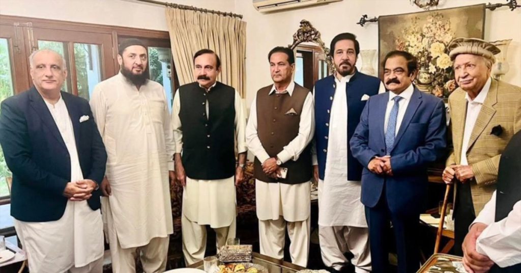 Ex-AJK president Raja Muhammad Zulqarnain Khan joins PML-N
