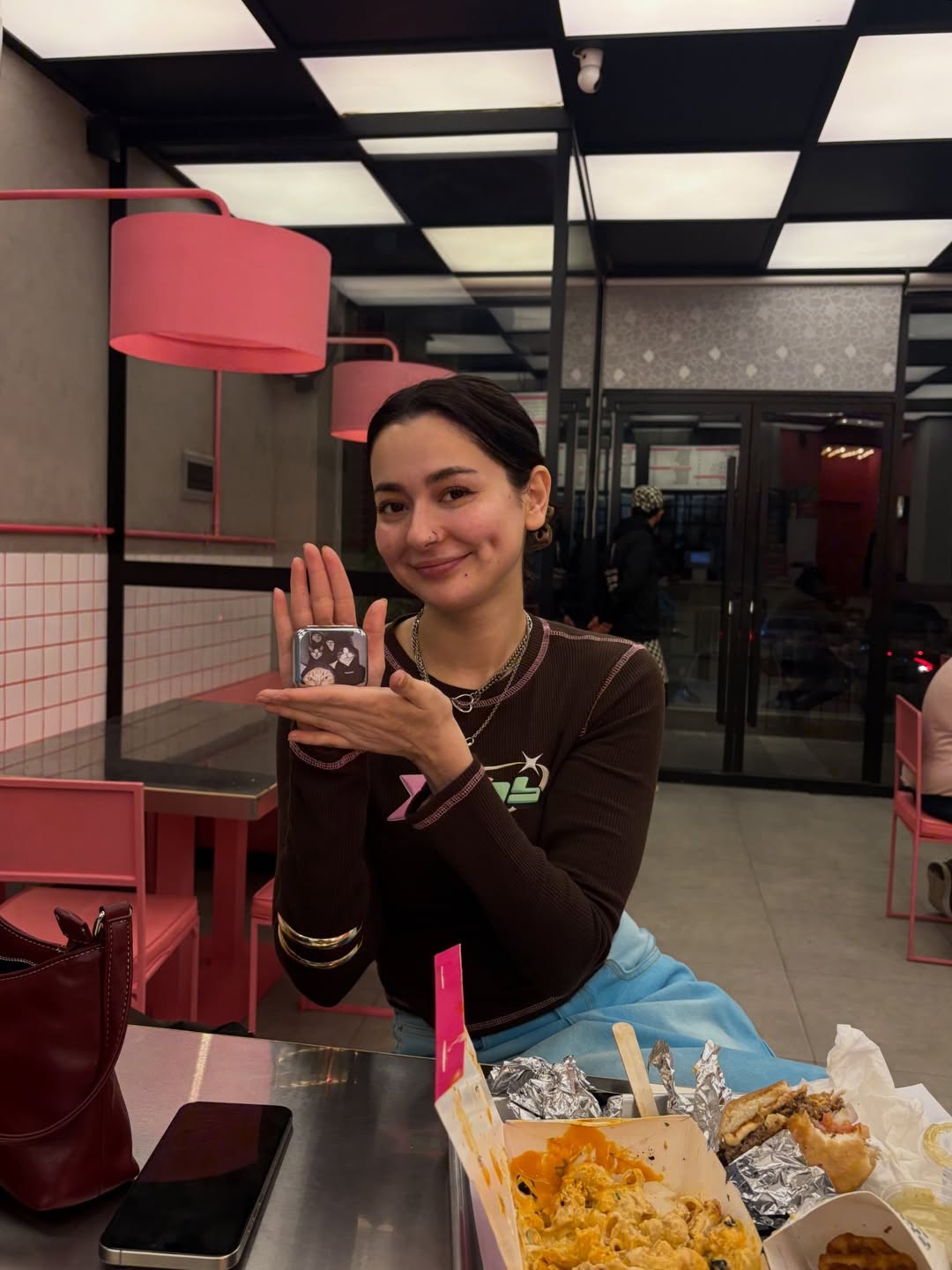 Hania Aamir Roast
