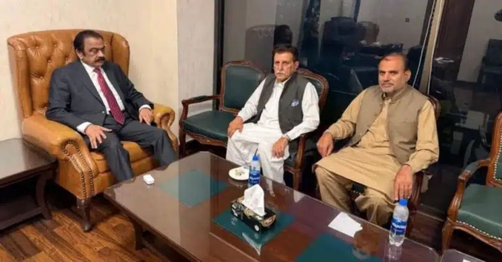 Faisal Rathore removes Chaudhry Rasheed from cabinet