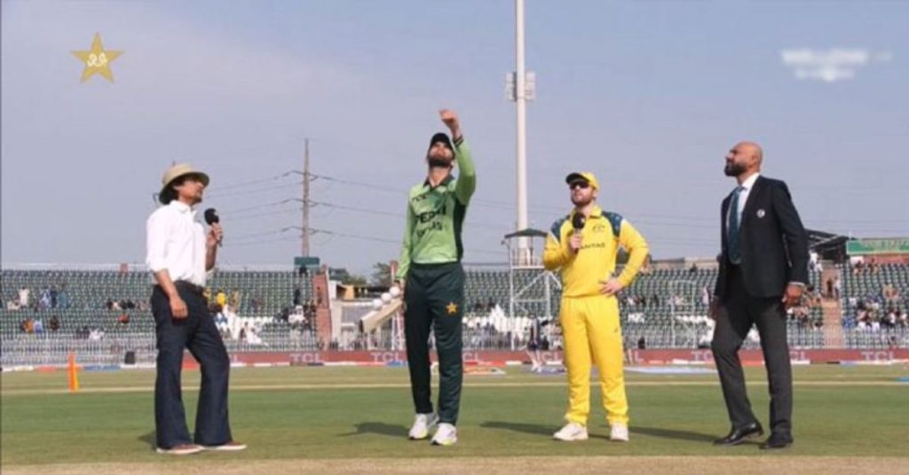 Pak vs Aus: Pakistan wins toss, elects to field against Australia