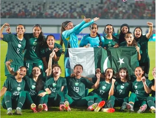 Pakistan women football win