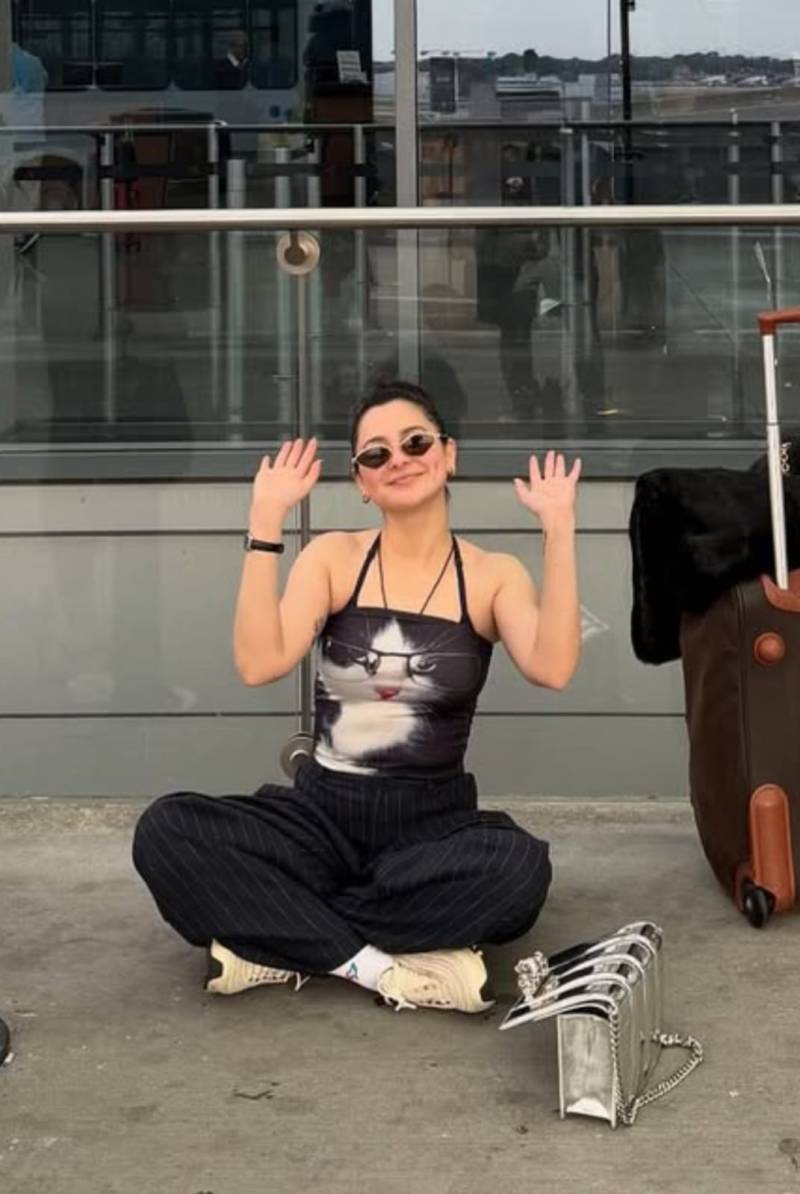 Hania Aamir Cat Top