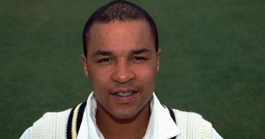 Former Warwickshire wicketkeeper Keith Piper dies at 56