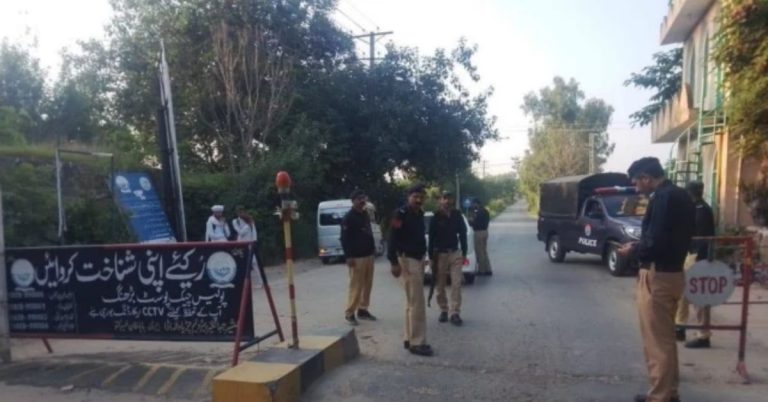 Security tightened at AJK-Punjab entry points