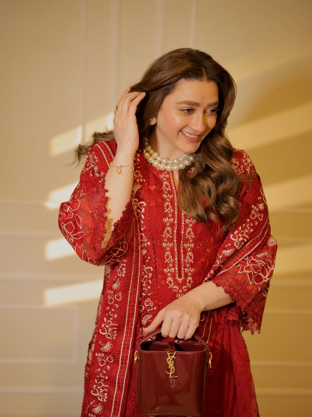 Momina Iqbal controversy