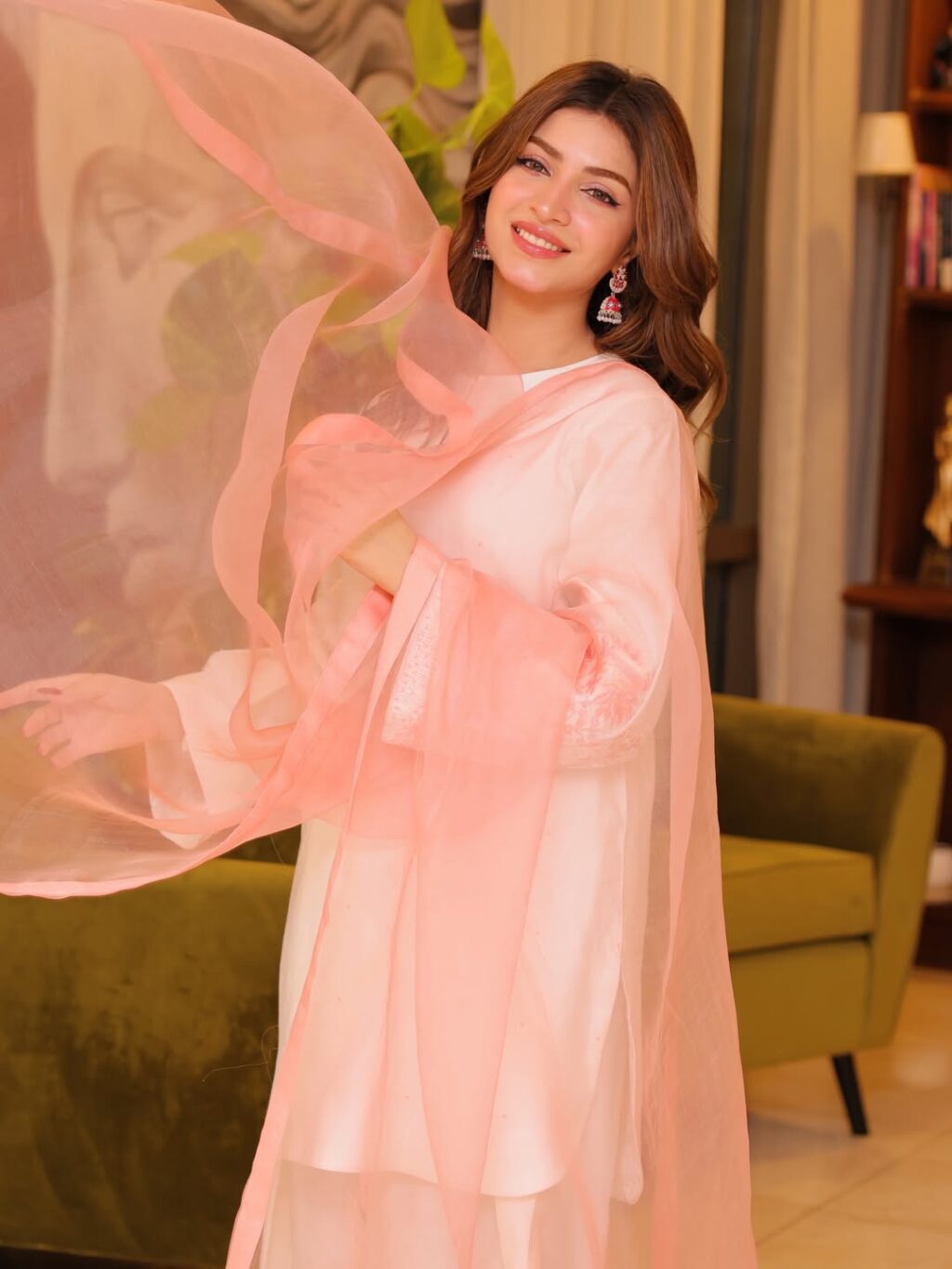 Kinza Hashmi Underrated