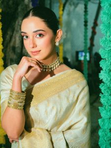 Maya Ali Saree Holds Special Emotional Memory From Her Mother - Daily Ausaf