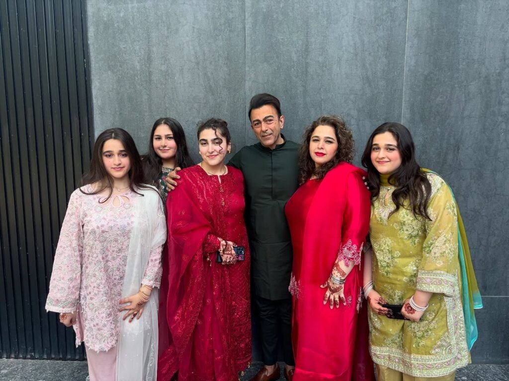 Shaan Shahid Wife Amina Banday