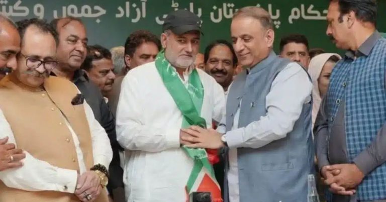 PTI suffers setback as Iftikhar Tayyab quits party, joins IPP