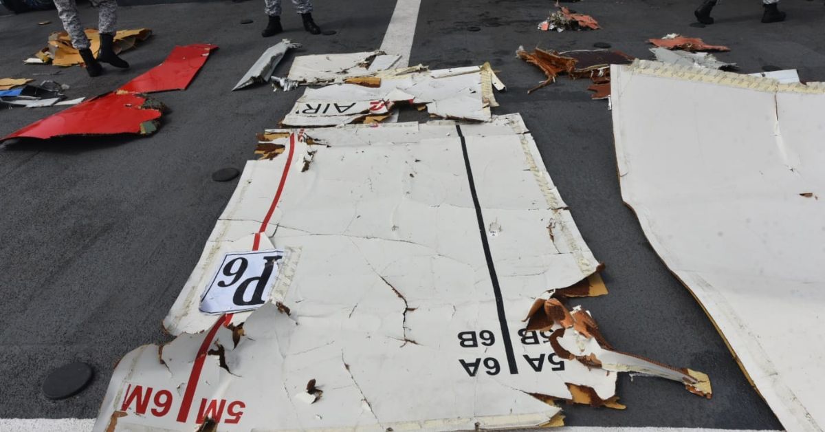 Pakistan Navy, PMSA locate wreckage of missing cargo plane