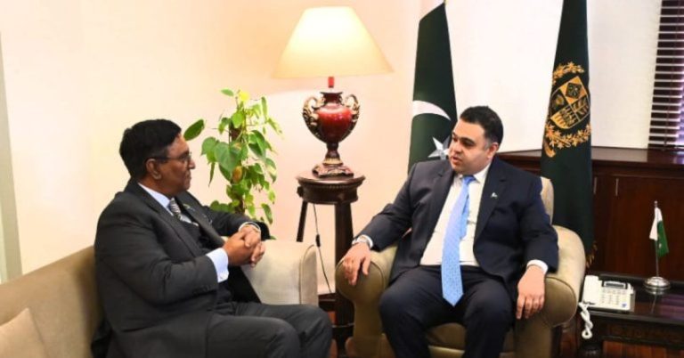 Mauritius High Commissioner, SAPM Fahd Haroon discuss cooperation in digital media