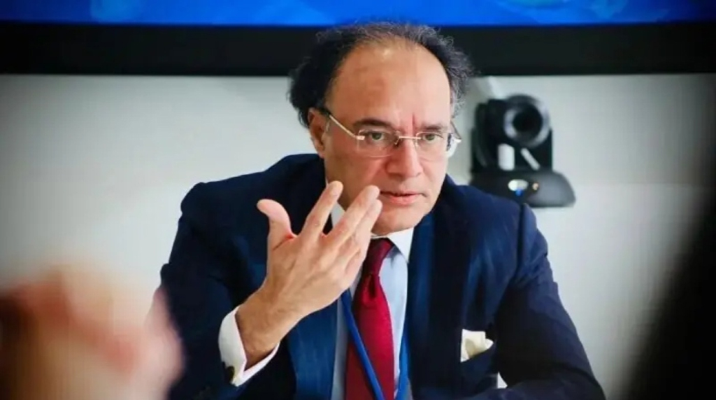 پیٹرولیم قیمتوں پراہم اجلاس،تیل کی عالمی قیمتوں میں کمی پرعوام کو فوری ریلیف دینے پر اتفاق