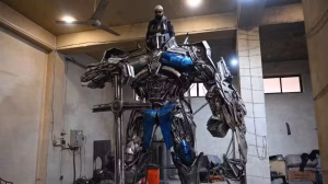 Pakistani Scrap Metal Artist