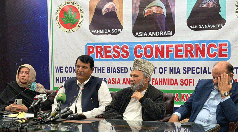 بھارتی عدالت کا متنازع فیصلہ:حریت رہنما آسیہ اندرابی کو عمر قید، پاکستان اور حریت قیادت کا شدید ردعمل