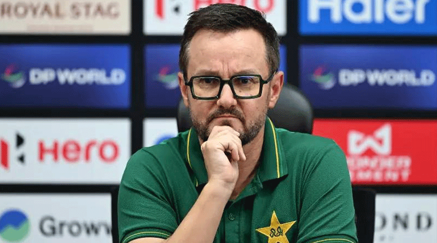 قومی کرکٹ ٹیم کے ہیڈ کوچ سےمتعلق بڑی خبر سامنے آگئی