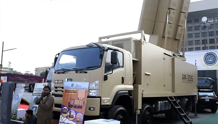 پاکستانی کمپنی کی اسٹیلتھ خصوصیات کے حامل جدید فوجی ٹینٹس کی نمائش، غیر ملکی خریداروں کی دلچسپی