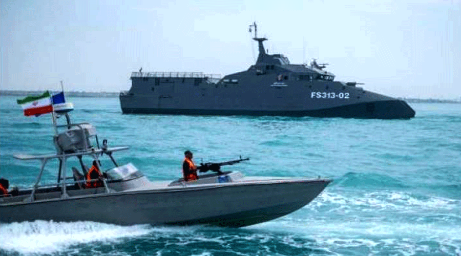 ایران کا ردعمل،امریکی بحری جہازوں پر ڈرون حملہ