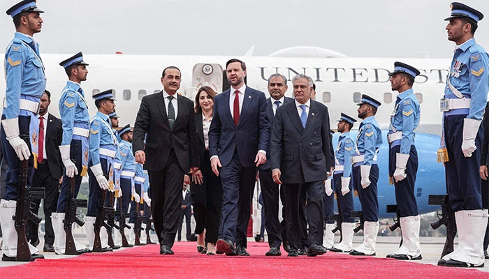 امریکا ایران مذاکرات میں بڑی پیش رفت کی امیدیں، دنیا کی نظریں اسلام آباد پر