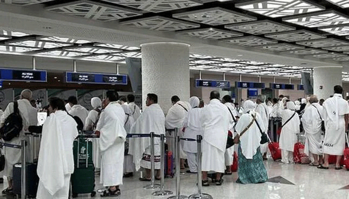 تیل کی قیمتوں میں اضافہ : پاکستانی عازمین کے لیے حج کرایوں سے متعلق بڑی خبر آگئی