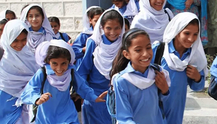 جمعہ کی چھٹی ختم کر دی جائے گی ، تعلیمی ادارے جلد باقاعدہ شیڈول پر واپس آئیں گے،صوبائی وزیر تعلیم رانا سکندر حیات