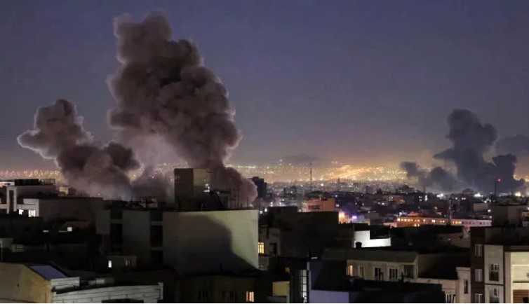 لبنان سیز فائر کی خلاف ورزی، اسرائیلی کی متعدد قصبوں پر شدید بمباری، لبنانی میڈیا