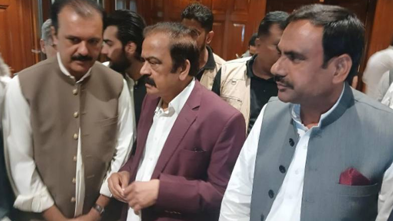 سرگودھا: لیگی ایم پی اے رانا منور غوث کی گاڑی پر فائرنگ