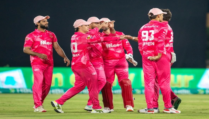 پی ایس ایل 11؛اسلام آباد یونائٹیڈ نے کراچی کنگز کے خلاف 8  وکٹوں سے  جیت