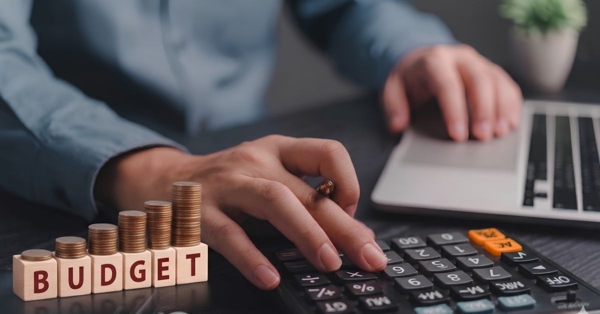 تنخواہ دار طبقے کیلئے بڑے ٹیکس ریلیف کی تجویز، فیصلہ جلد متو
